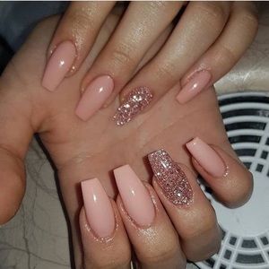 Meet your Posher, Leslie